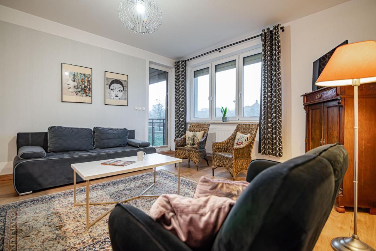 Villa Garden Paryski Όλστυν Εξωτερικό φωτογραφία